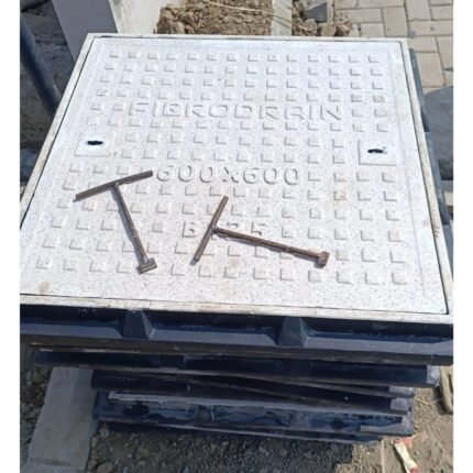 fibrodrain-solid-top-manhole-covers-with-frame